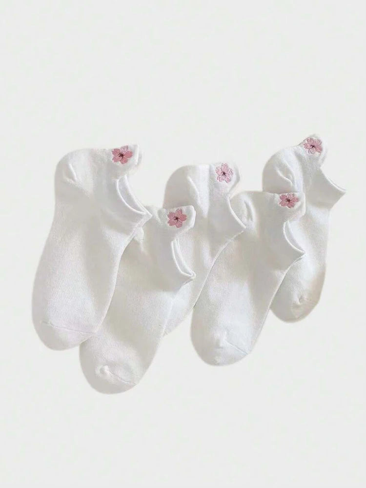 Trendy Cartoon Flower Pattern Short Socks for Women - Image 6