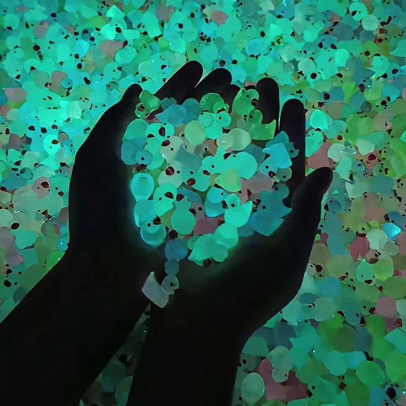 Glowing Mini Resin Ducks – Perfect for Microlandscape - Image 2